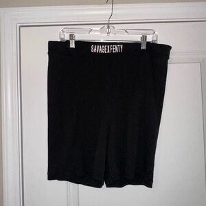 Black Savage X Fenty ribbed biker shorts in a US 3X